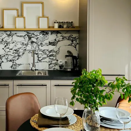 アパート Nest Sopot, Garden With Bathtub, Z Ogrodkiem I Wanna ソポト